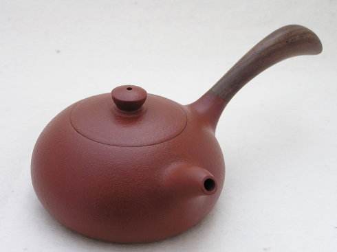 紫砂壶：泡茶首选 更是收藏必备